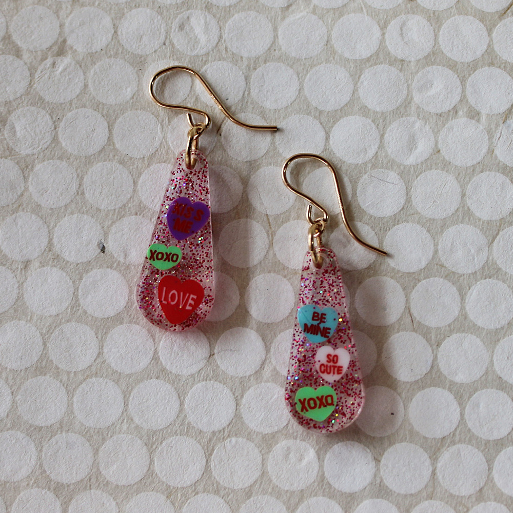 conversation-hearts-laufey-earrings