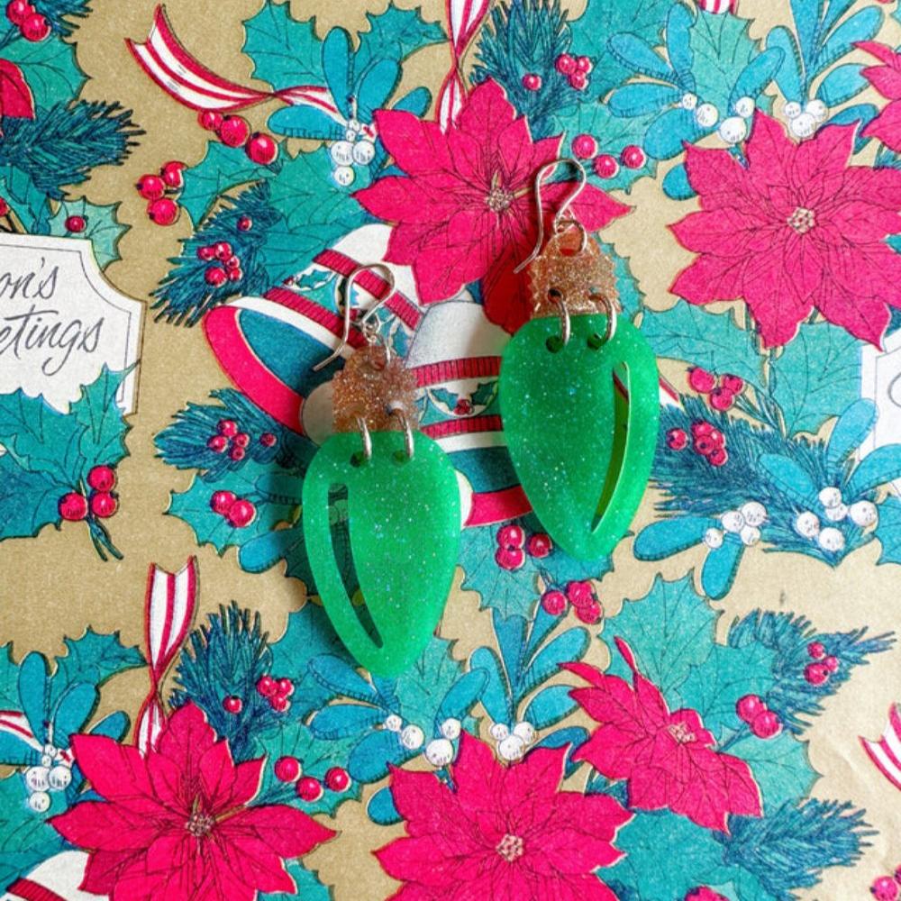 green-vintage-christmas-lights-earrings