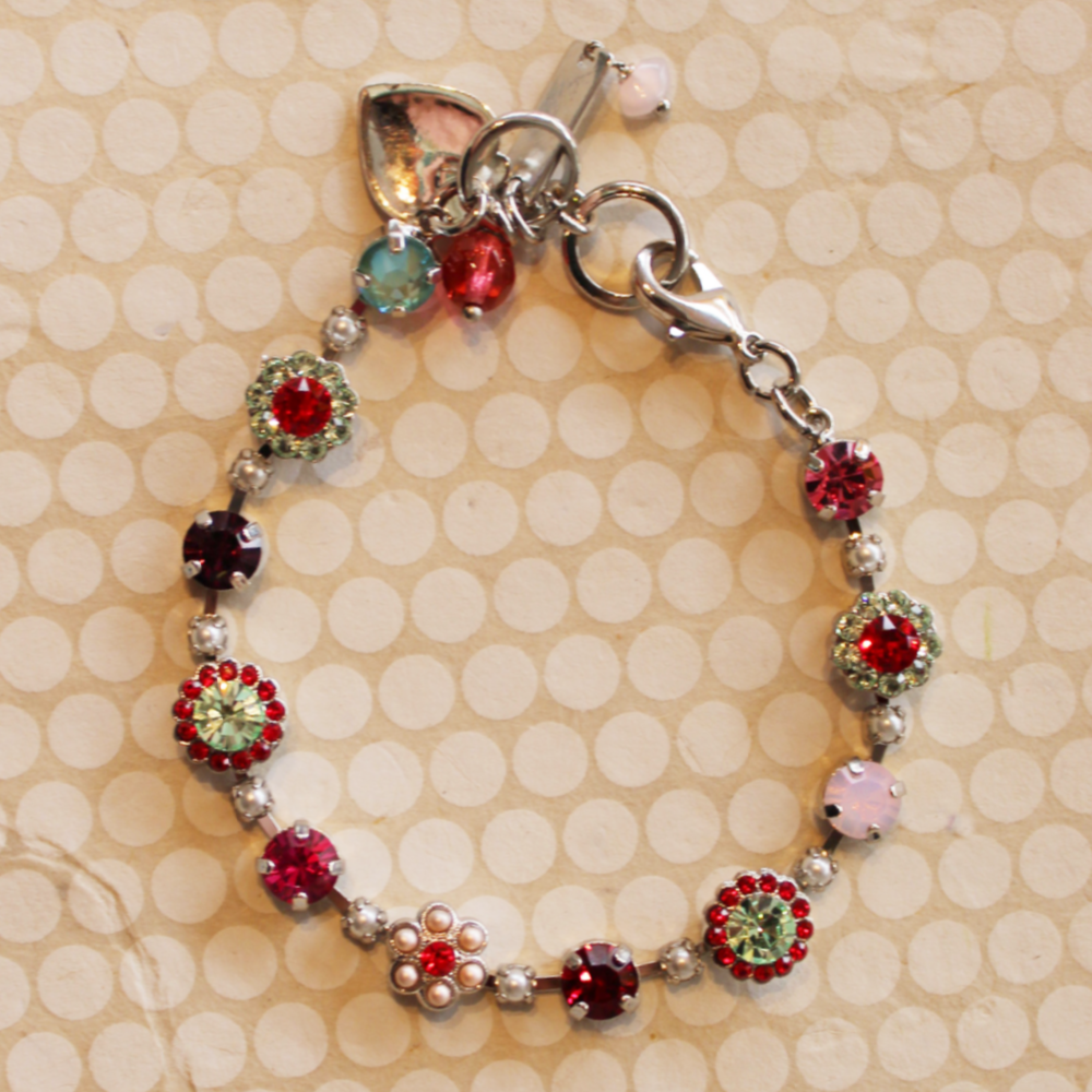 mariana-enchanted-medium-alternating-flower-bracelet